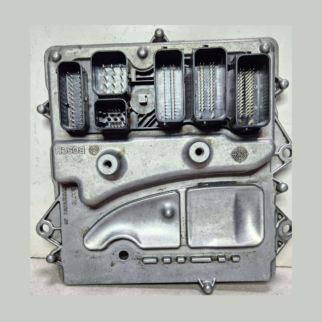 8617383 BMW 535i Engine Control Module 8617383 2013-2015 535i GT 740i 740 X3 X4