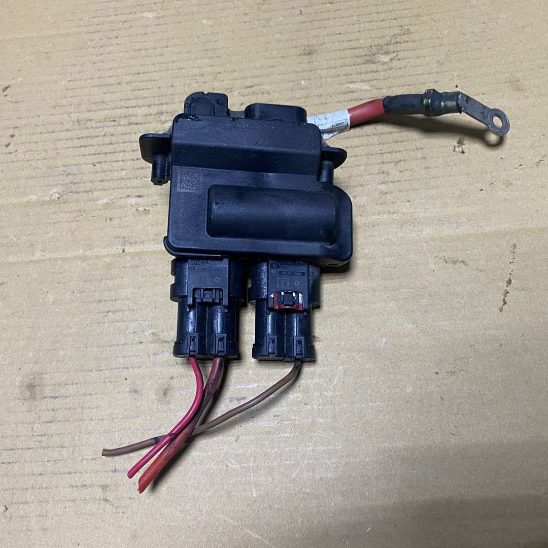 2012-2018 BMW X5 Power Distribution Junction Terminal Box 9285505 X5 F15 and X6 