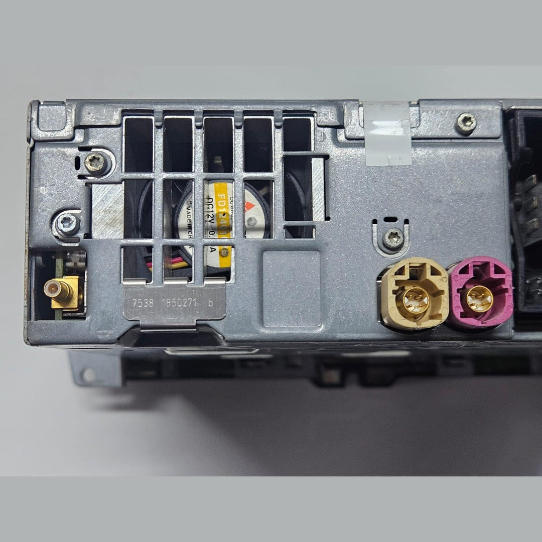 9258278-2007-2011 BMW E90 E91 E92 GPS Navigation CD Music Player Head Unit  