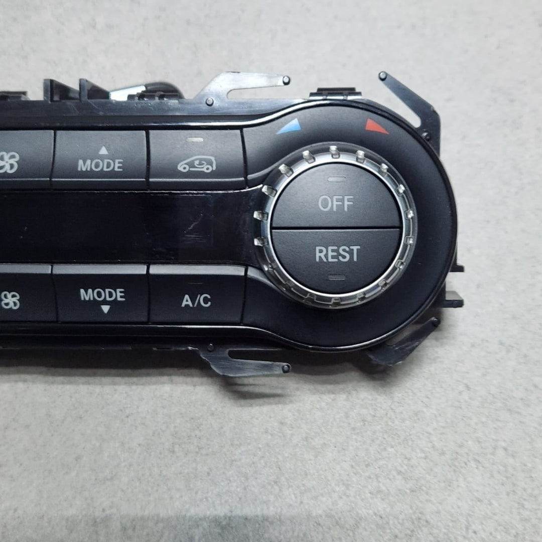 2014 Mercedes-Benz CLA250 Climate Control Module A2469001908 CLA and B-Class