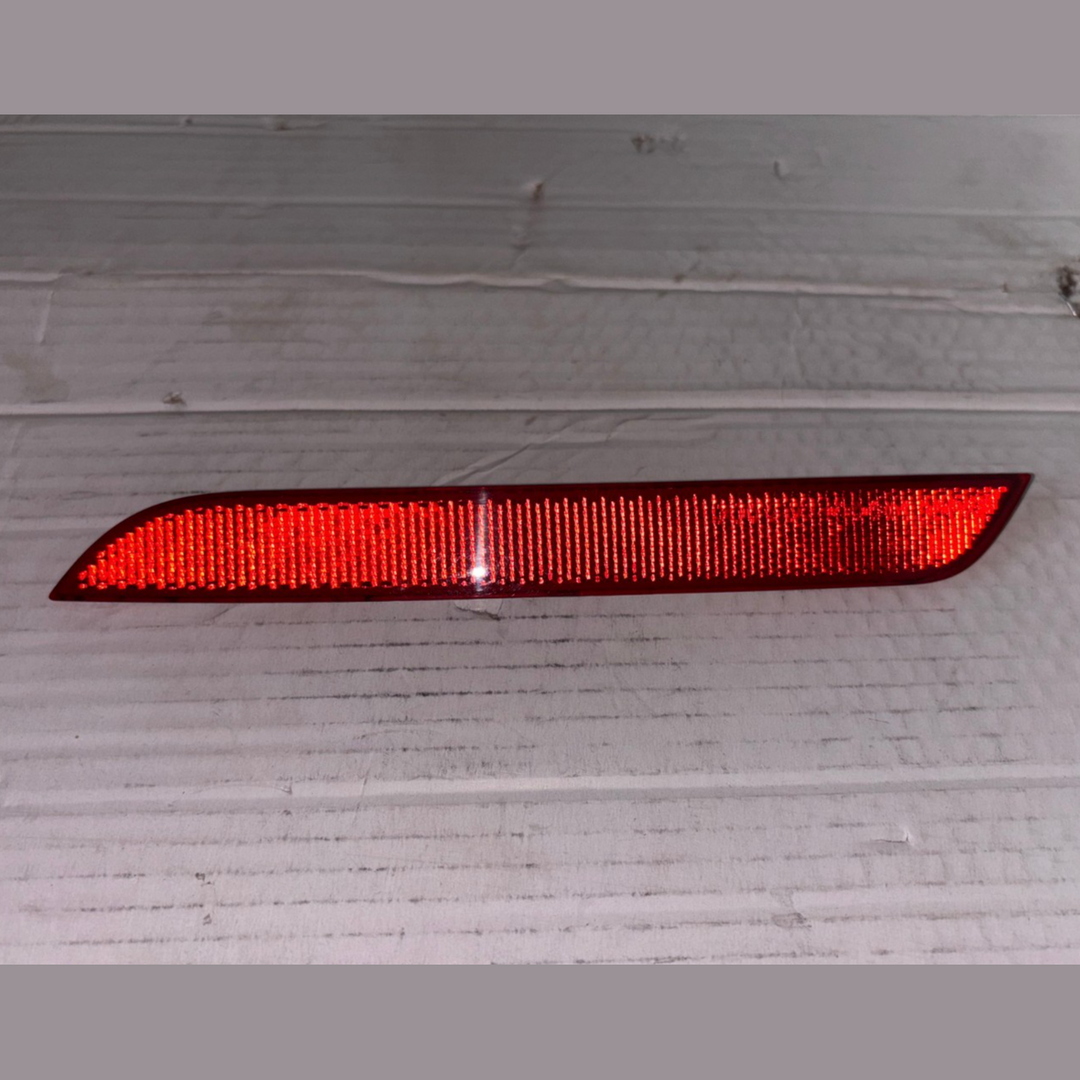 BMW F30.F32 .F33. F36 REAR BUMPER REFLECTORS LEFT RIGHT 7382234 7382233 SET