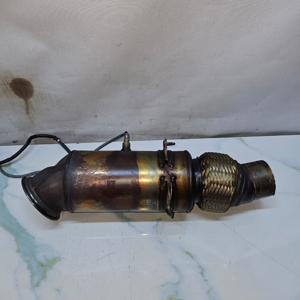 2010-2017 BMW 5 Series 535i F10 &other N55 Models Catalytic Converter7599198 OEM