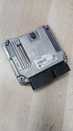 Bild in die Galerieansicht laden, BMW Engine Control Unit 8470176 F30 F31 F35 and 1 Series F20 F21 2015-17 B47 ECU