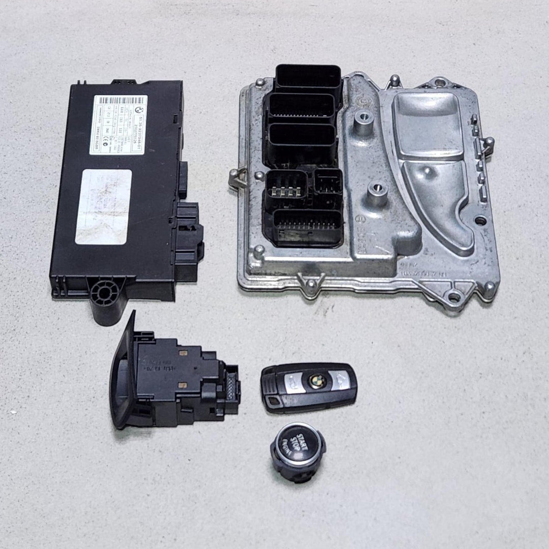 2011-2012 BMW X5 Engine Control Module 8618483 E70 E82 E88 E90 E92 E93 