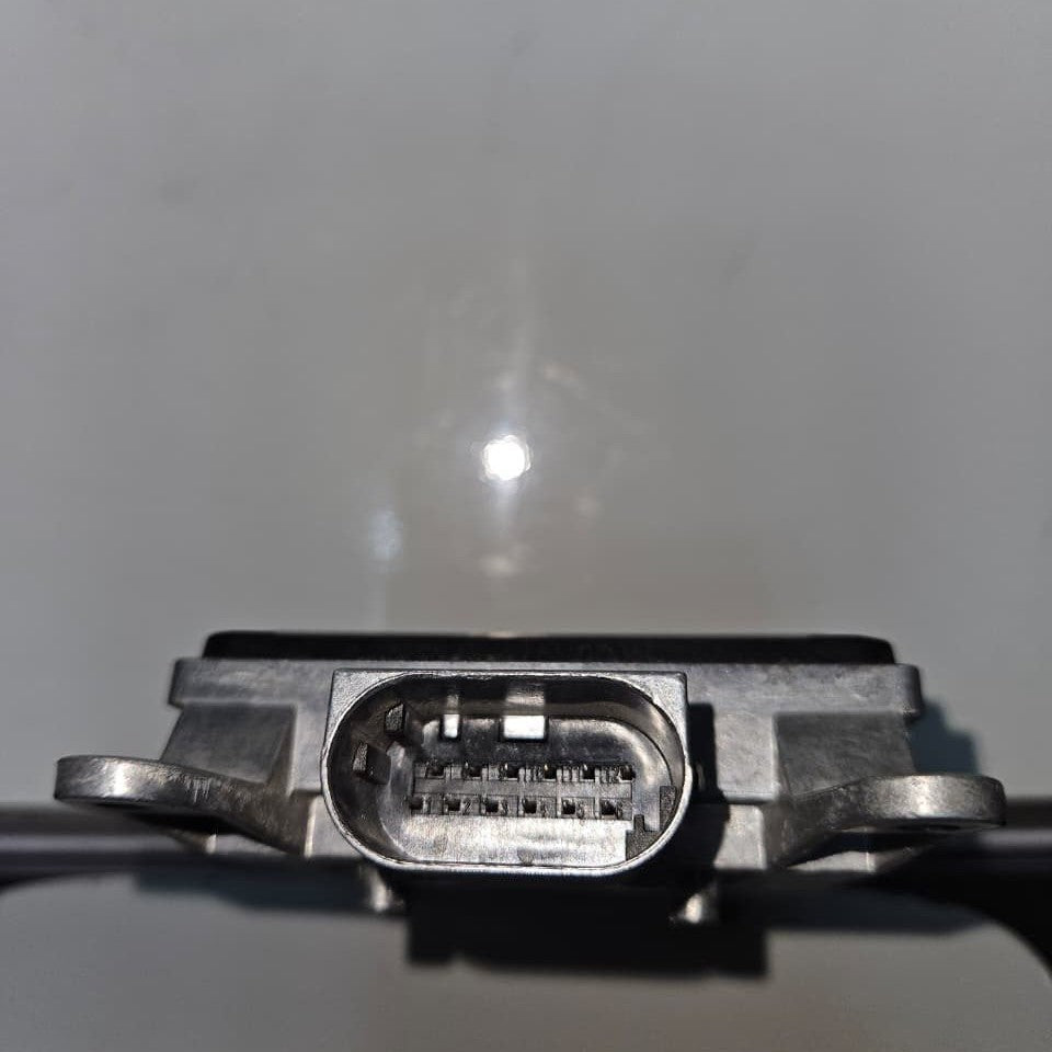 BMW F10 F06 F12 F13 F01 F02 Right Side Blind Spot Radar Control Module 6873339