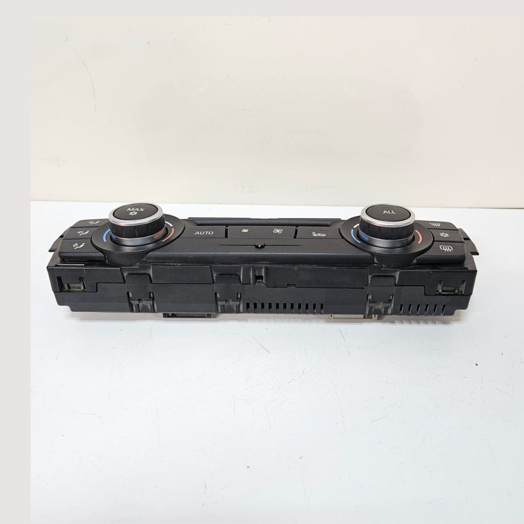 OEM BMW 1 Series E81 E82 E87 E88 Climate Control Unit 9263303