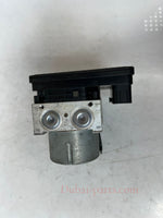 Bild in die Galerieansicht laden, 2014-2021 BMW i3 101 LCI Abs Brake Pump Modulator Unit DSC 6896138 OEM