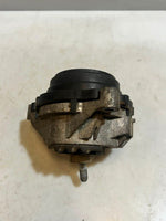 Load image into Gallery viewer, 2015-2017 BMW X3 F25 X4 F26 2.0L RIGHT Engine Mount MOTOR 6868490 OEM