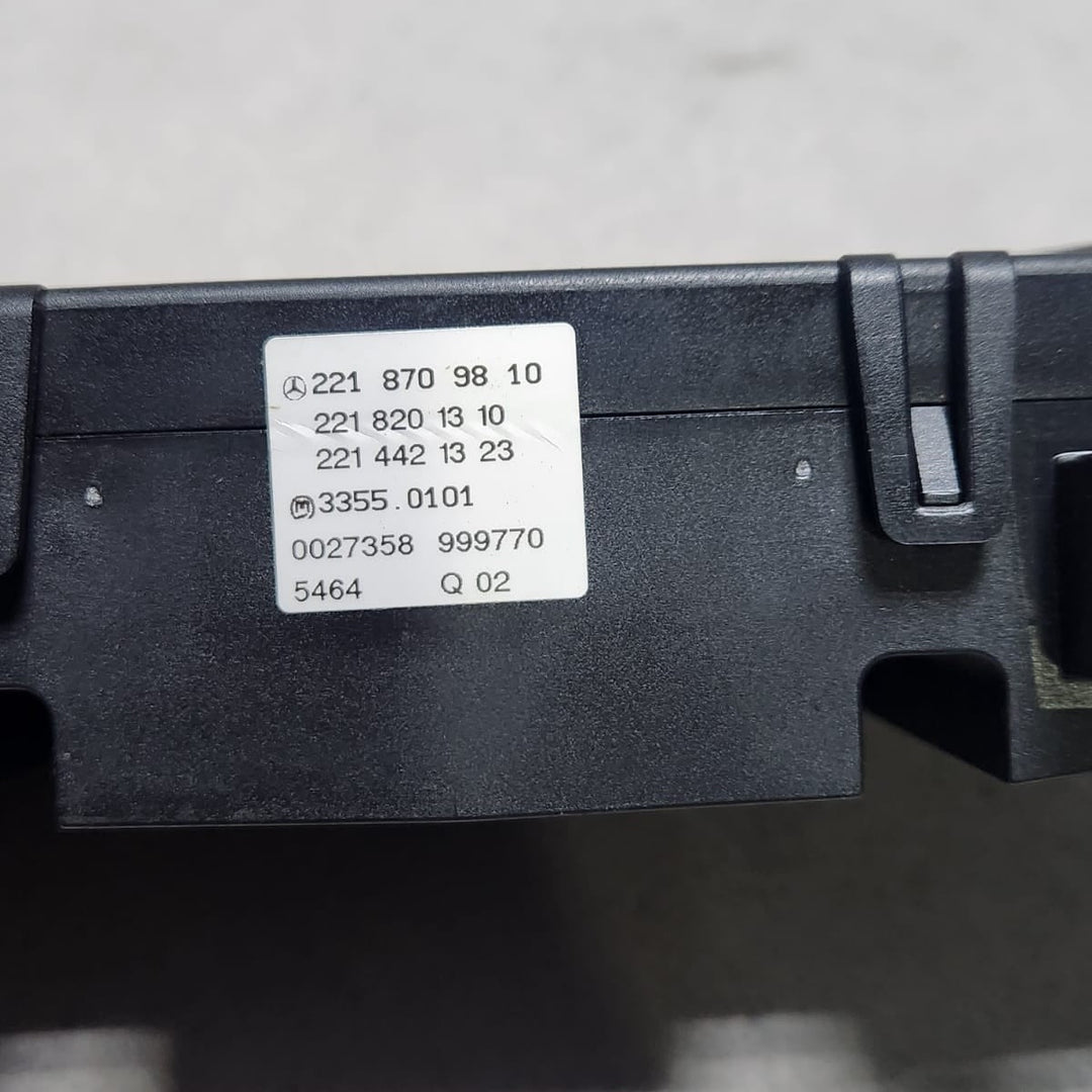 Mercedes-Benz S-Class W221 Climate Control Unit 2218709810 S-Class W221
