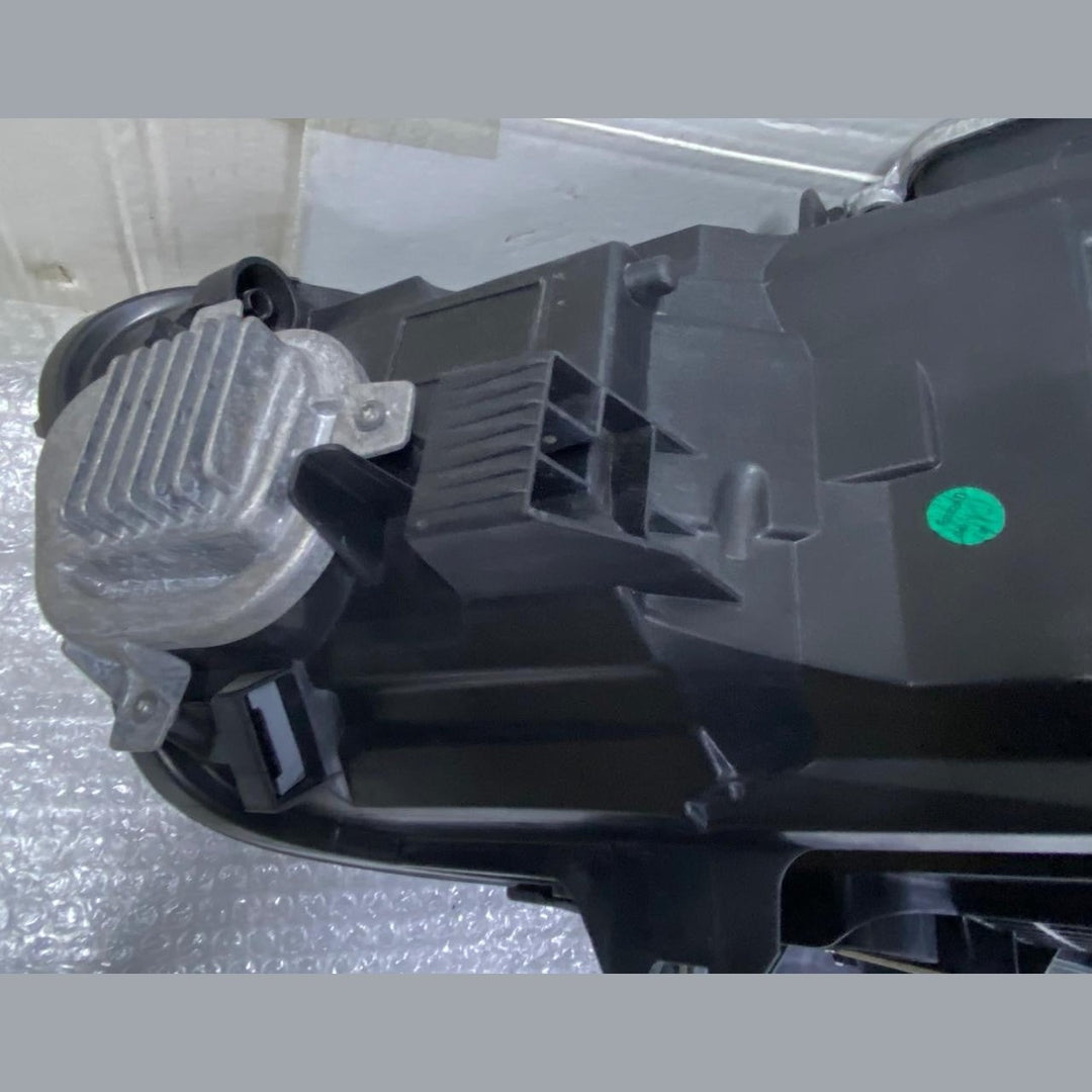 OEM BMW X2 F39 HEAD LIGHT LED ADAPTIVE RHD ECE RIGHT SIDE 7420442 Without module