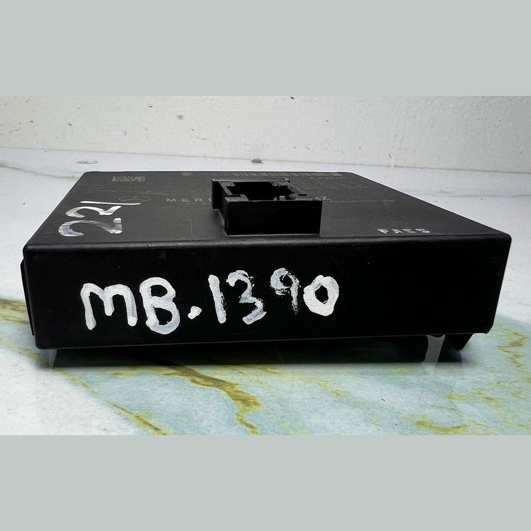 2007-2013 Mercedes-Benz W221 S-Class Gateway Control Module A221 9006702 OEM