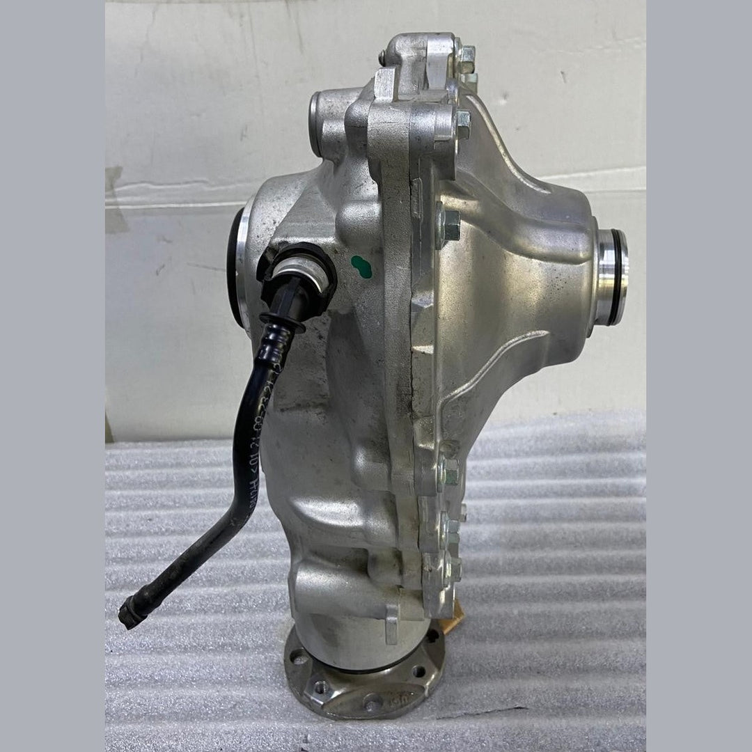 OEM BMW G01 G45 G02 G05 G06 Front Axle Gearbox I=3,385 Differential 8850592
