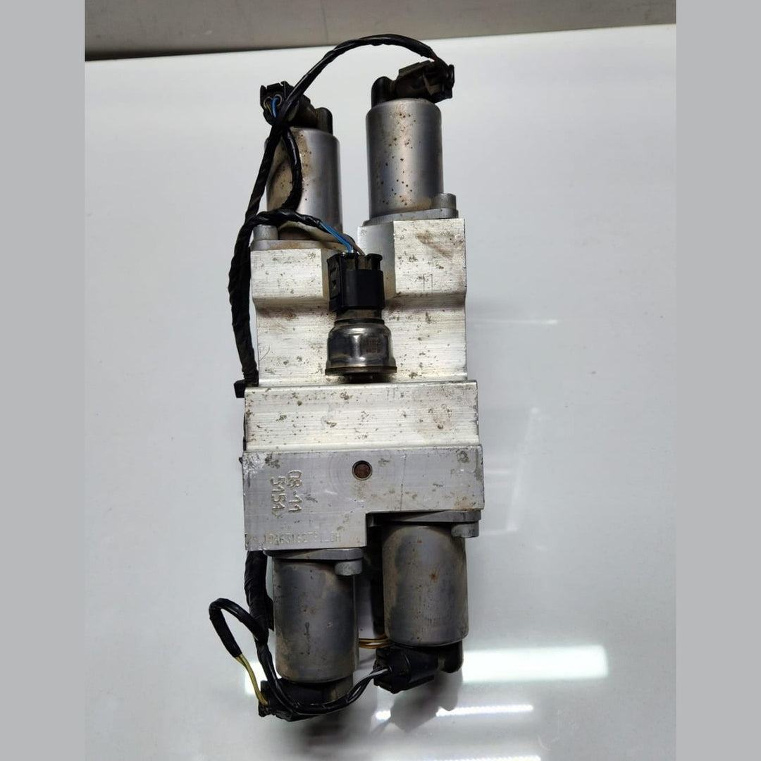 2007-2019 BMW X5 Valve Block Dynamic Drive 6794578 E70 E71 X6 M F15 F16 F85 OEM