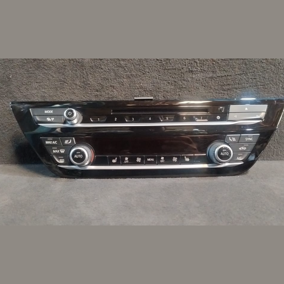 BMW G30 G31 G32 CLIMATE CONTROL & RADIO AUDIO SWITCH PANEL P/N  6834435