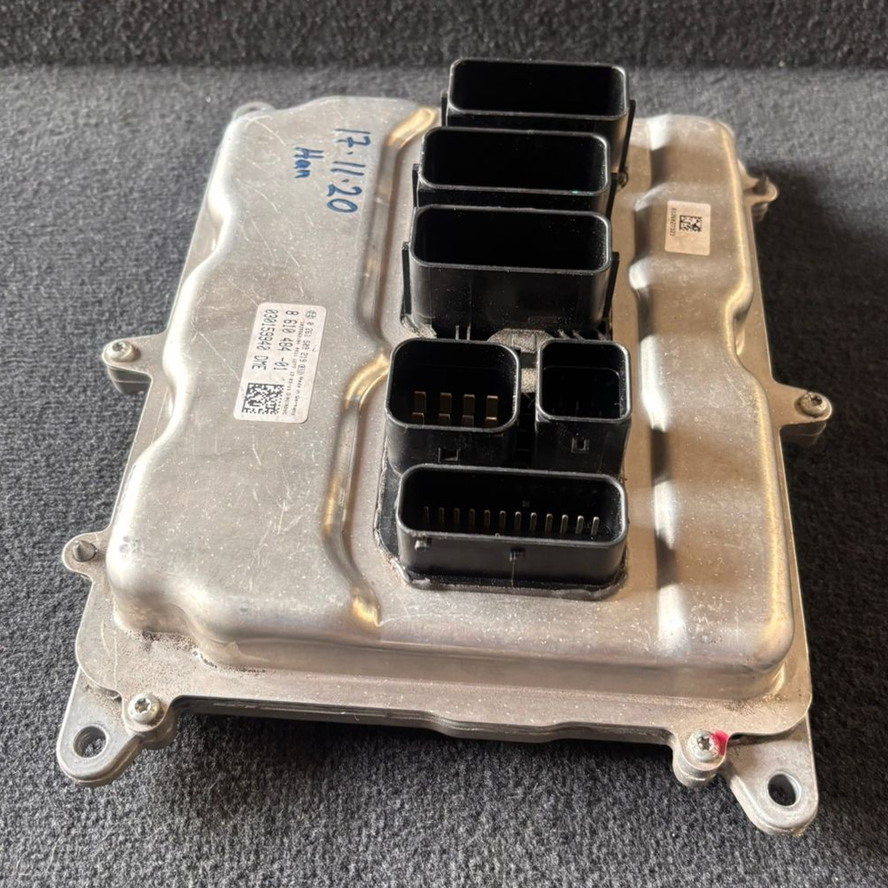 BMW 1 F20 PRE LCI 118i  N13B16A  ENGINE CONTROL UNIT ECU KEY LOCK SET - 8610484
