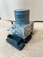 Load image into Gallery viewer, 2010-2012 BMW 5' 7' F02 F10 and F11 535i ABS PUMP Control Unit 6860164 OEM