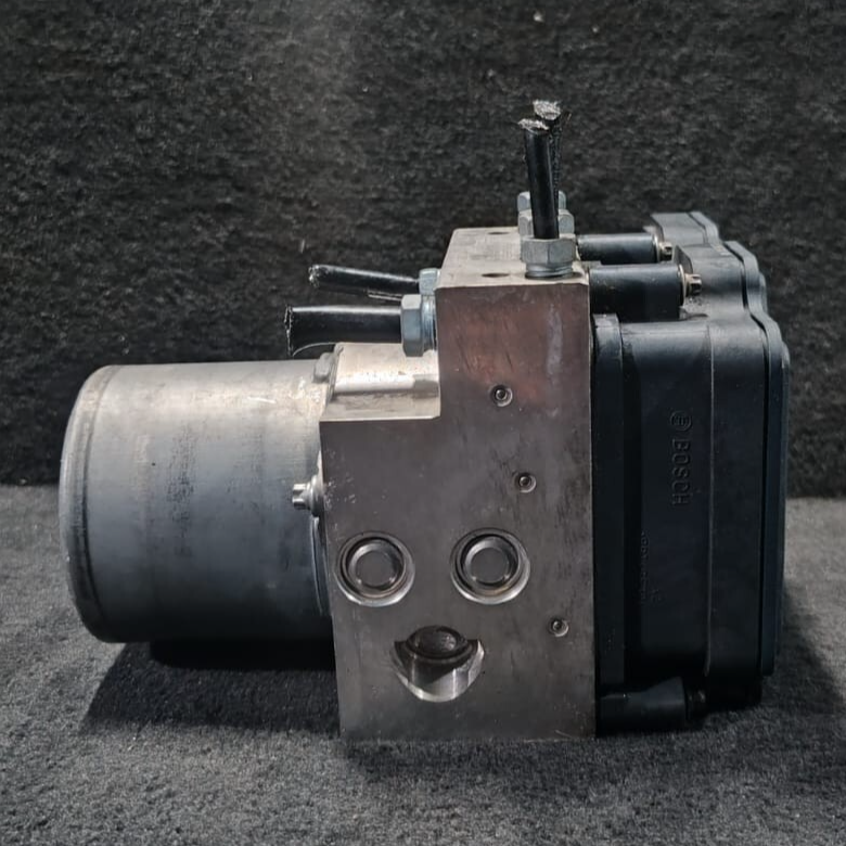 BMW F07 DSC ANTI BREAKING SYSTEM PUMP BREAK HYDRO CONTROL UNIT MODULE - 6853400