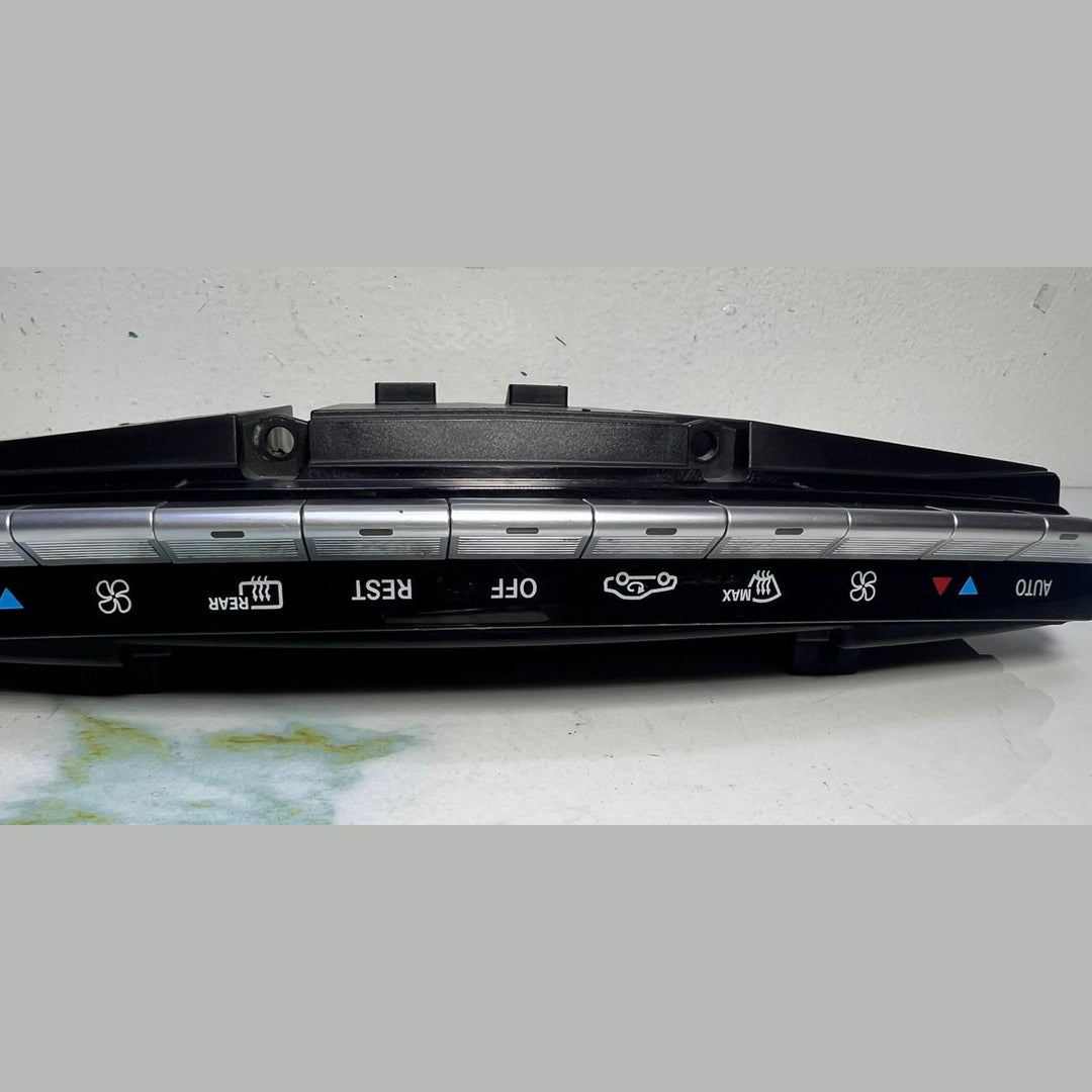 Mercedes Climate Control Panel A2219055200 W221 S-Class