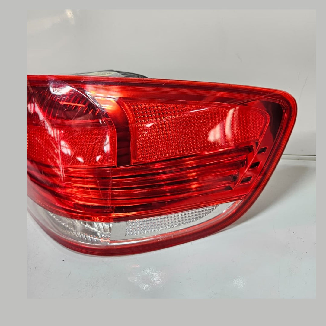 7174404-2007-2013 BMW 3 Series E92 E93 335i Rear Taillight Rear Right