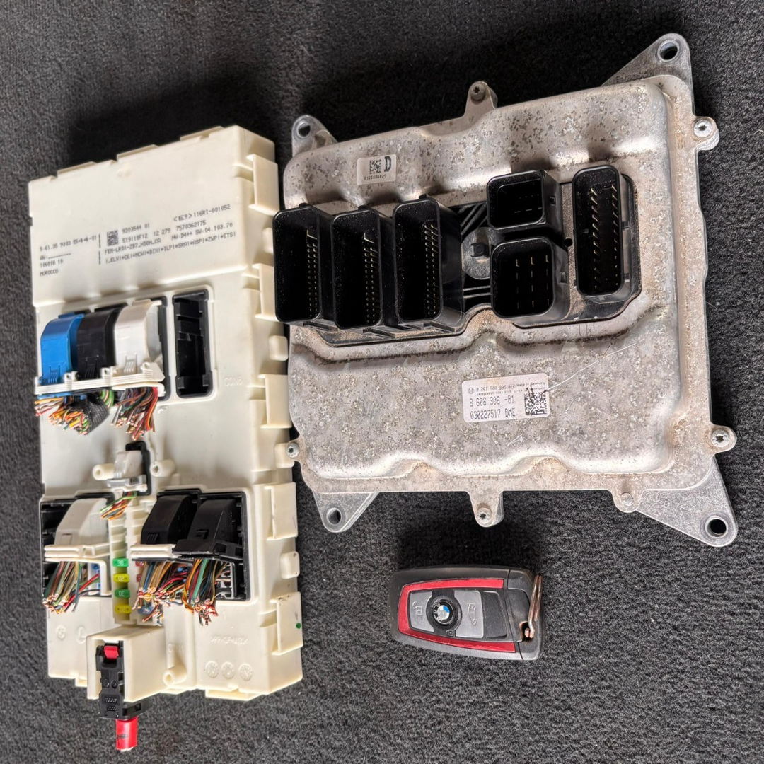 BMW F30 320I N20 ECU DME KIT WITH KEY FEM P/N 8606306