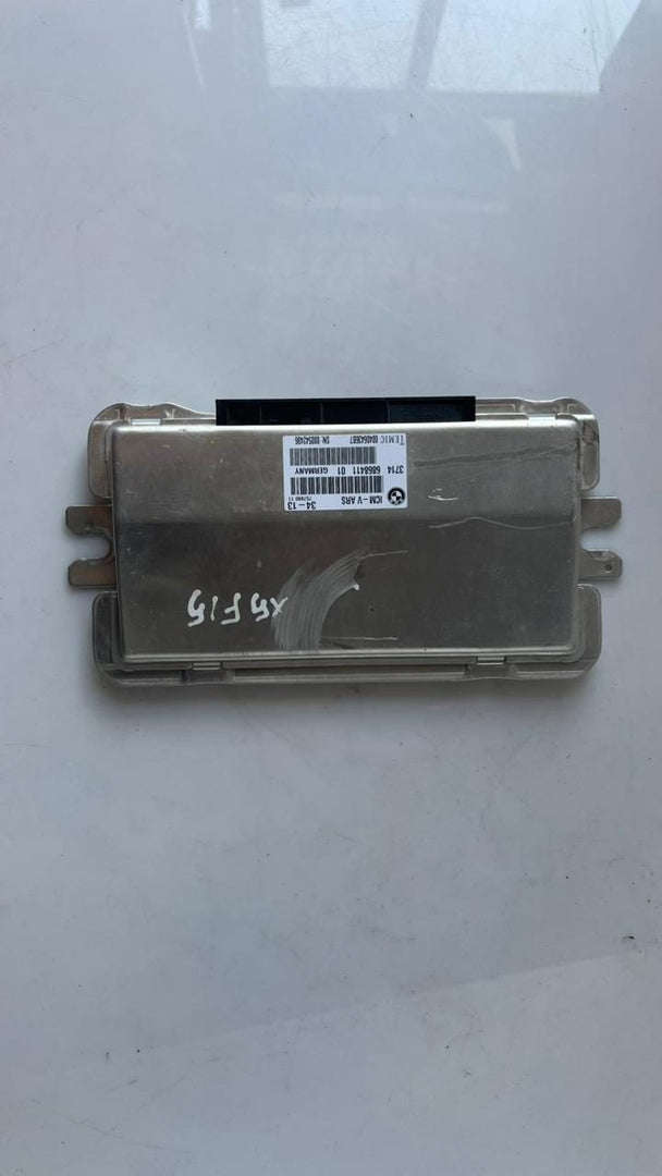 2014-2019 BMW X5 Suspension Control Module 6868411 F15 and X6 F16