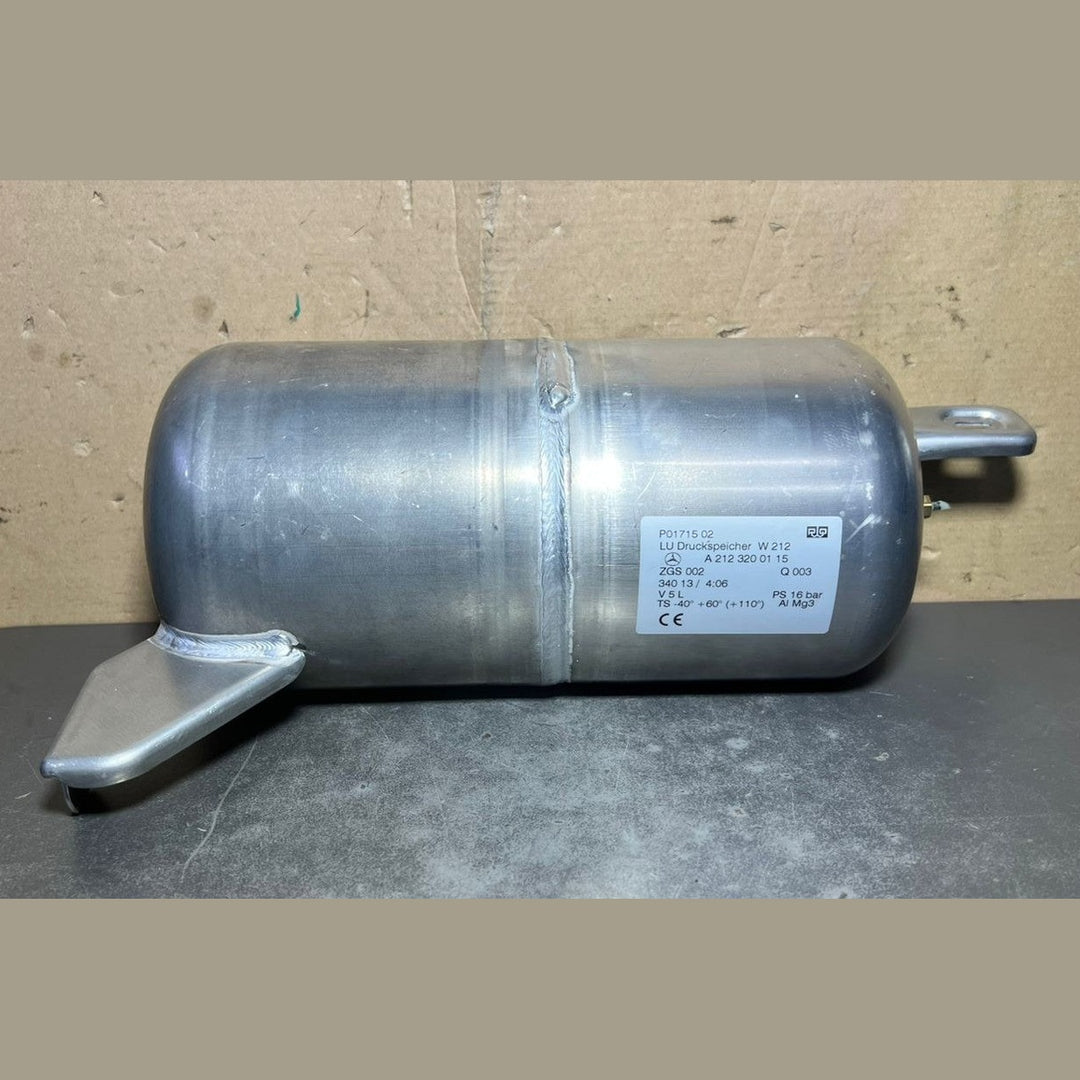 10-16 Mercedes W212 E-Class Air Suspension Pressure Reservoir Tank A212 3200115