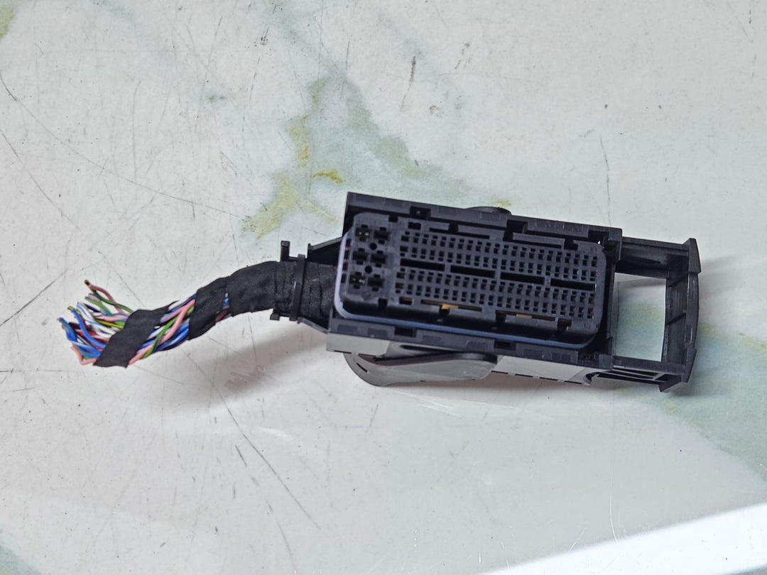 OEM BMW XM G09 Dynamic Suspension Control Module 8868472 CVC MID0 Continental