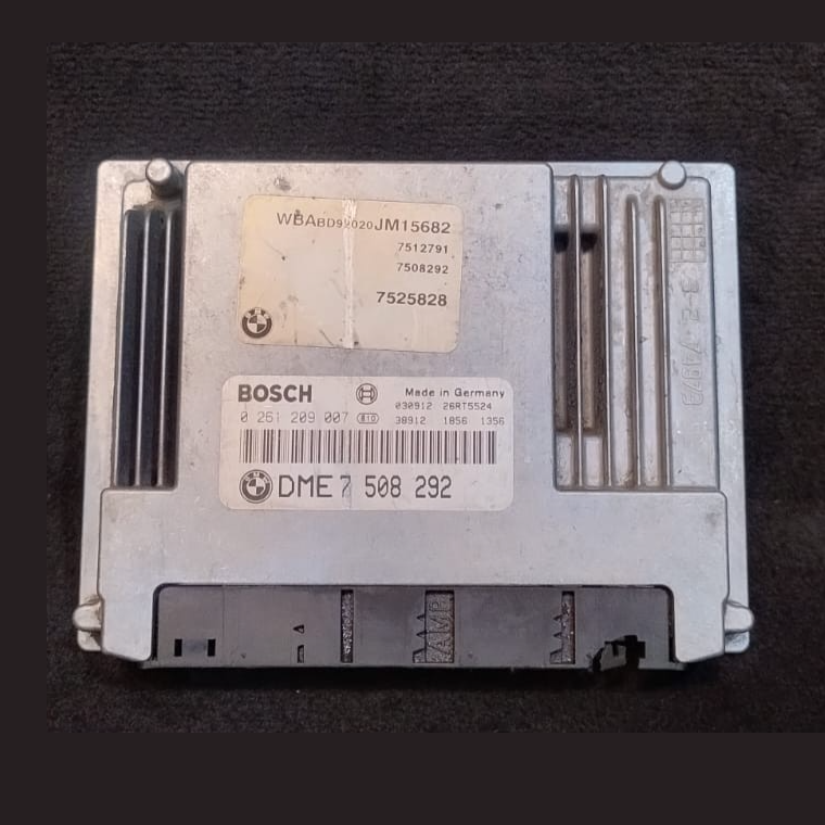 BMW 320/ 3 SERIES ENGINE ECU, E46 N42 318I 2002, P/N , ECU ONLY- 7508292