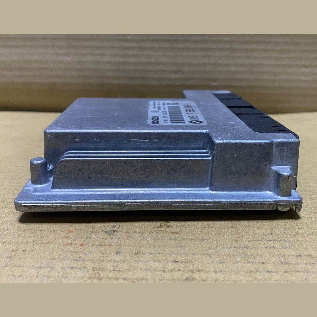 2008 BMW 750Li X5, E60, E61, E63, E64, E65, E66, E70 N62 Engine Control Unit 758