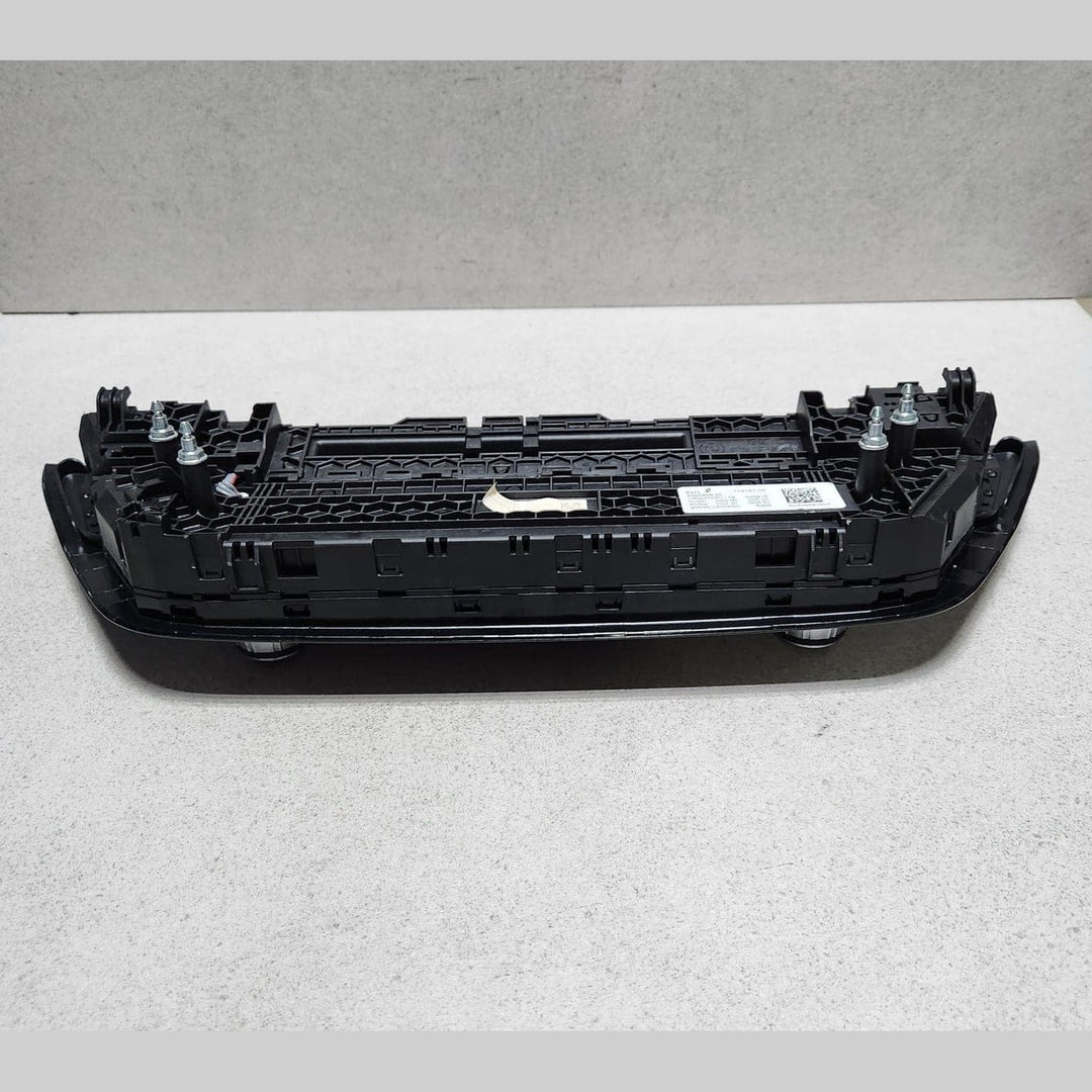 BMW Air Conditioning Control Panel 9495838 G30 G31 G32 and M5 F90