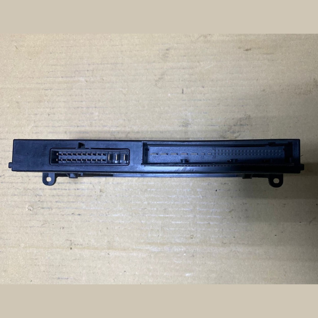 2014 BMW X1 E84 Body Control Module 9187537  3 Series E90