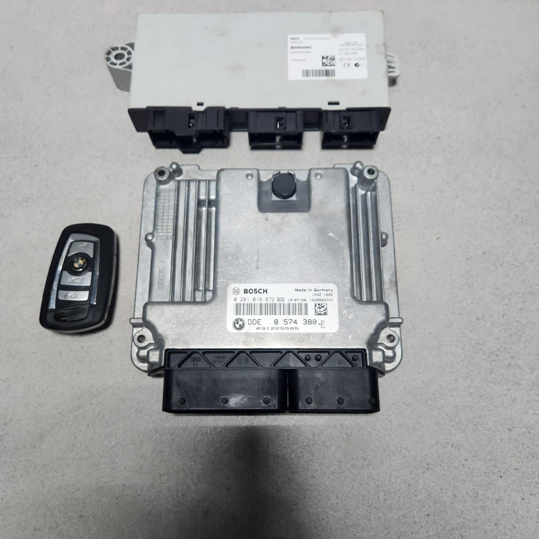 BMW Engine Control Unit DDE8574380 F10 F11 520D DIESEL X3 F25 ECU SET