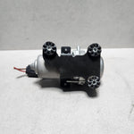 Bild in die Galerieansicht laden, BMW Vacuum Pump 6797749 3 Series F30 5 Series F10 and 7 Series F01 F02 HYBRID