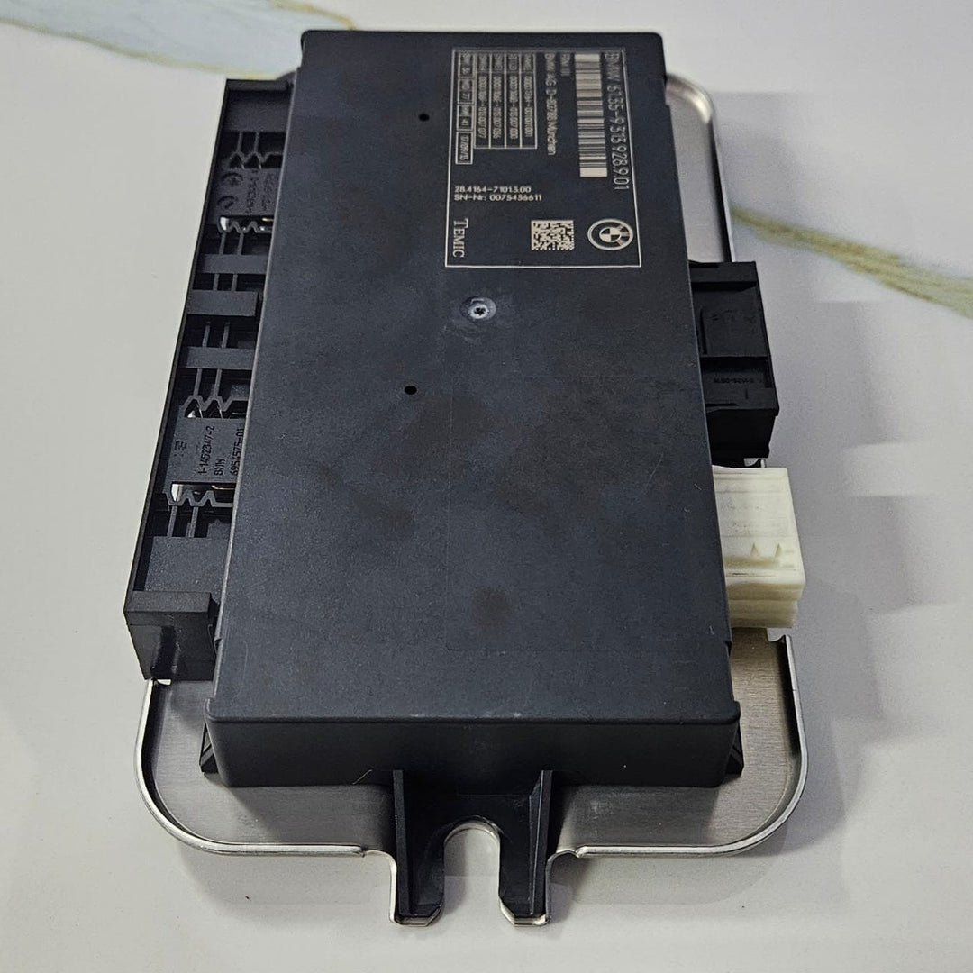 OEM 09-15 BMW F01 F02 F03 Temic Footwell Light Control Module 9313928