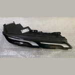 قم بتحميل الصورة إلى عارض الصور، OEM 2023-2024 BMW 7 SERIES G70 RIGHT DRL DAYTIME RUNNING LIGHT LED 9450080