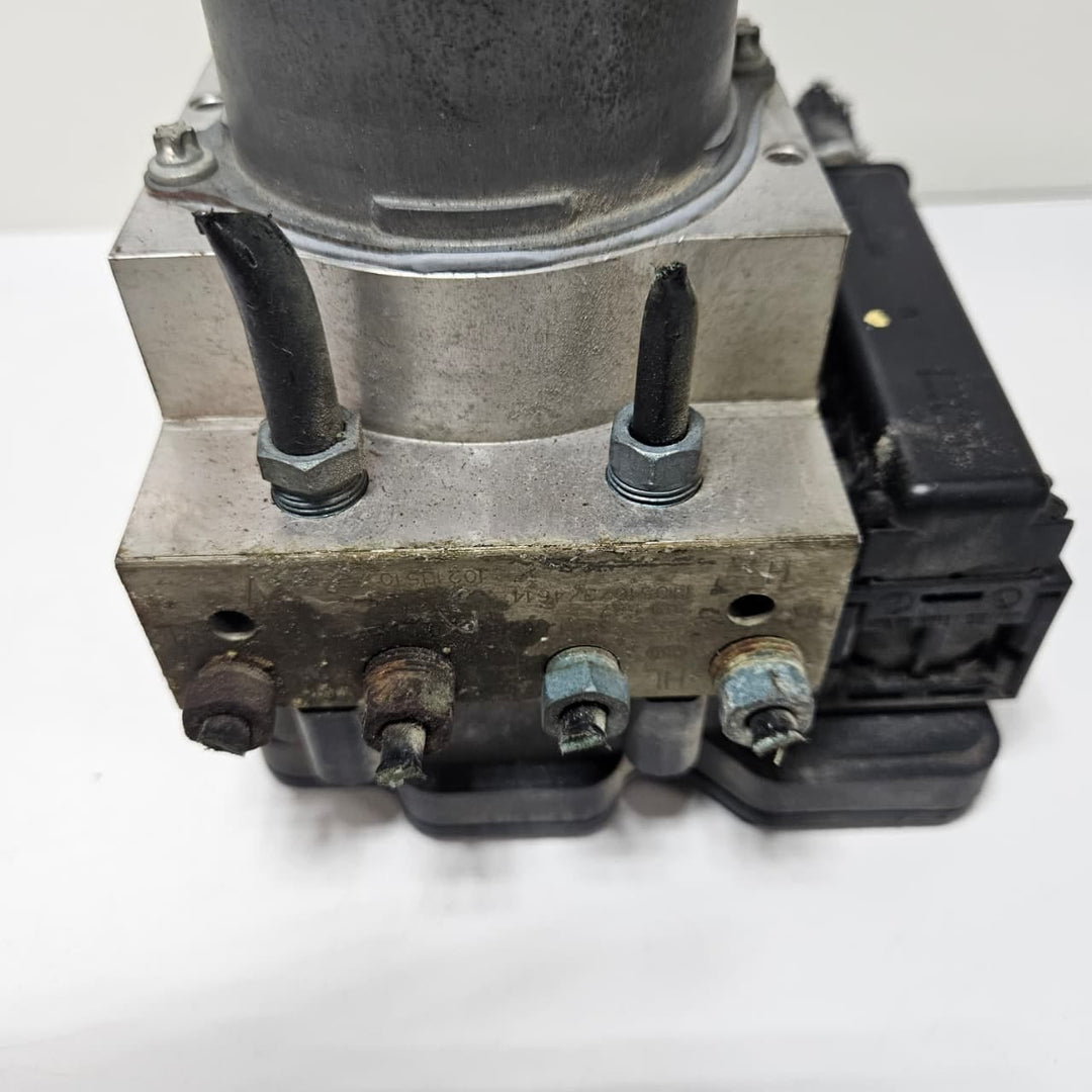 BMW 5 Series F10 F11 F07 Gran Turismo ABS Pump Control Module 6868327