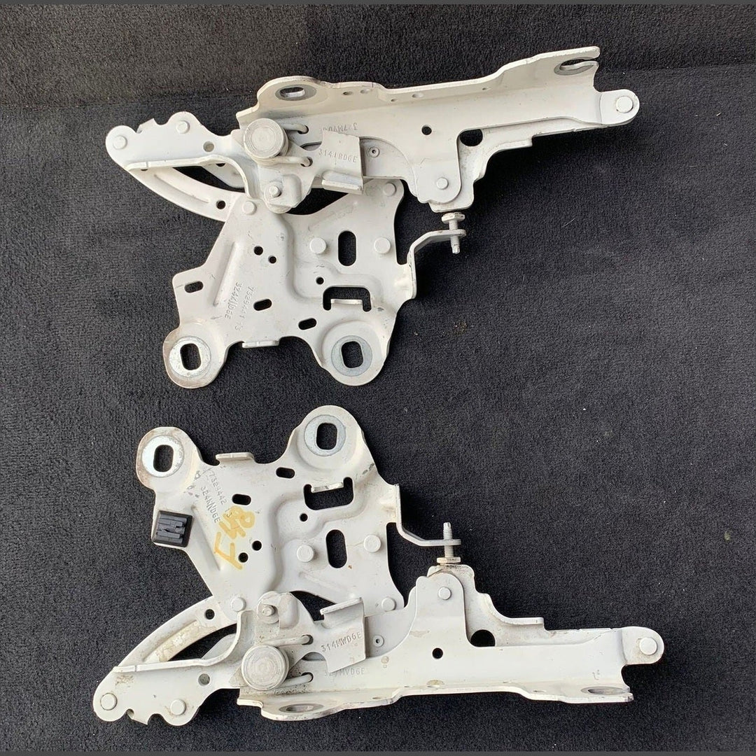 BMW F48 F39 B46 B48 X1 X2 HOOD HINGES SHOCK  BRACKET  SET R&L -7329441-42