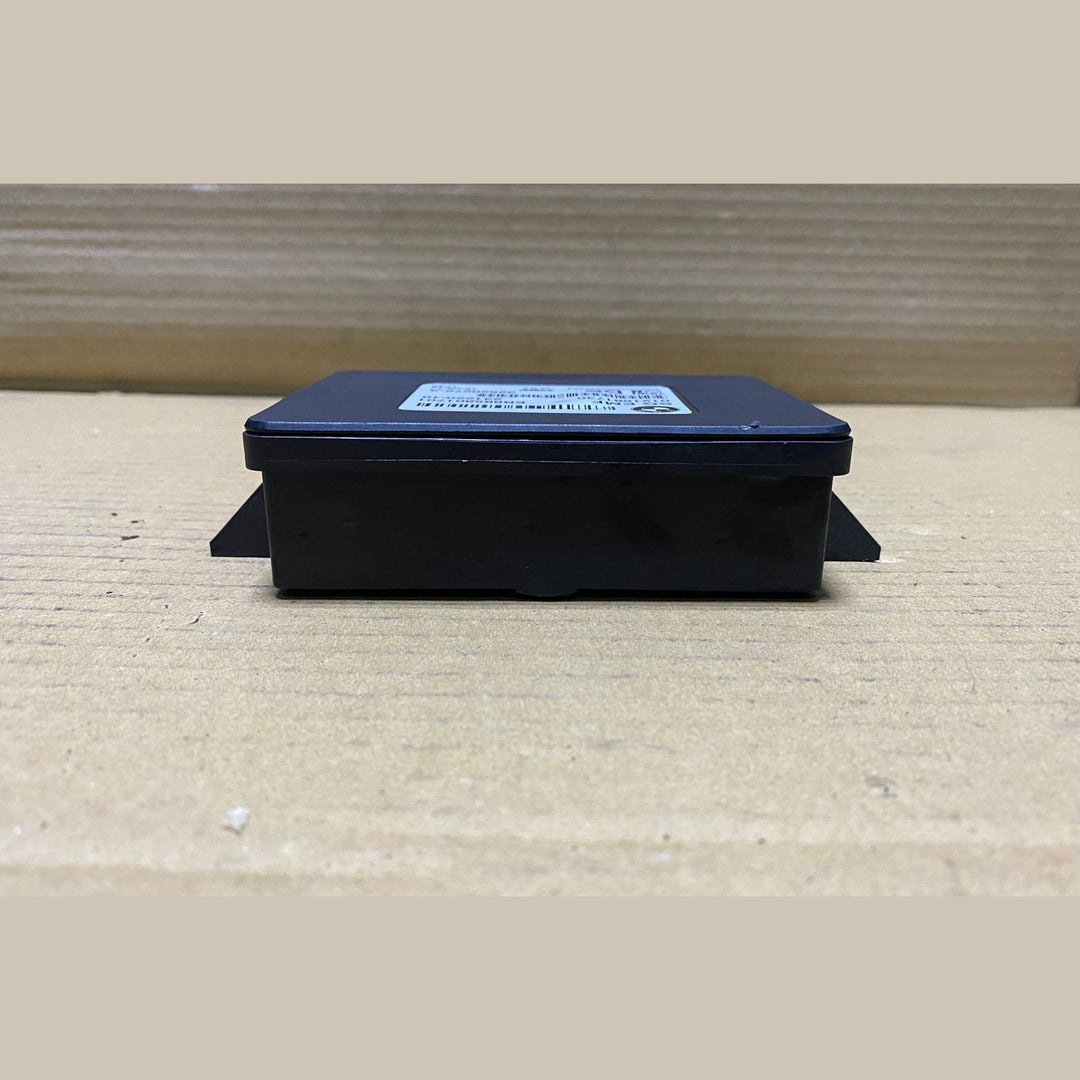 2010-2017 BMW X3 Electric Parking Brake Control Module 6862808 F10, F11, F12, F1