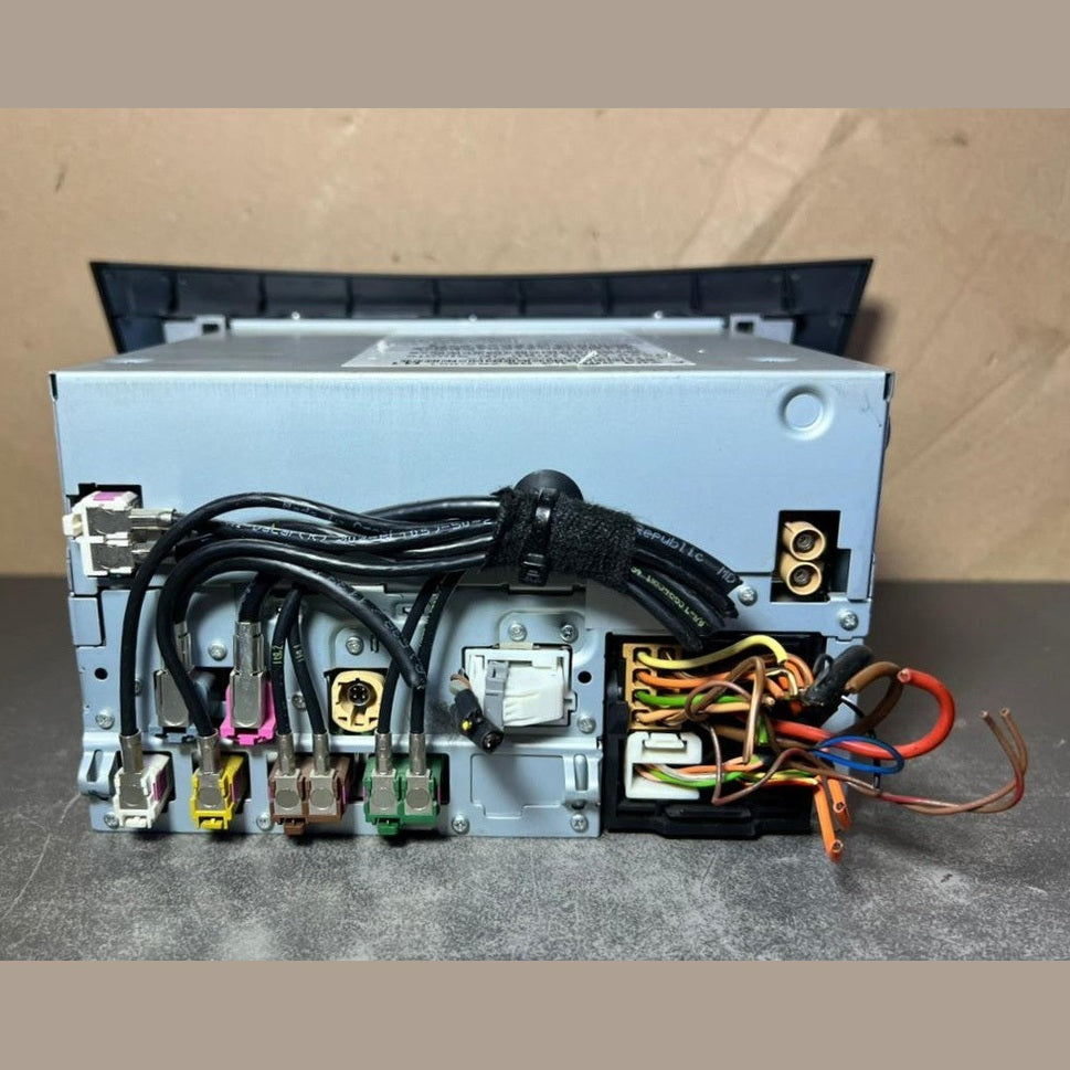 Mercedes W204 Navigation Command Radio Audio Head Unit CD Player A204 9006308