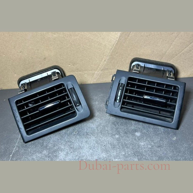 08-10 Mercedes W204 Class Front Dashboard Left \ Right Heater A/C Air Vent