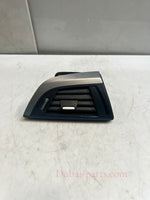 Load image into Gallery viewer, BMW F20 F21 F22 F23 F87 M2 Dashboard Air Vent Right SIDE 9205356 OEM