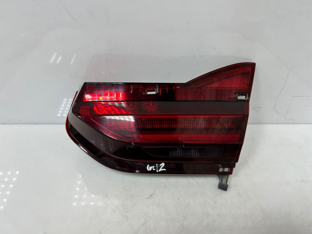 2015 BMW 7 Series G11 G12 Tailgate Light 2583244 OEM