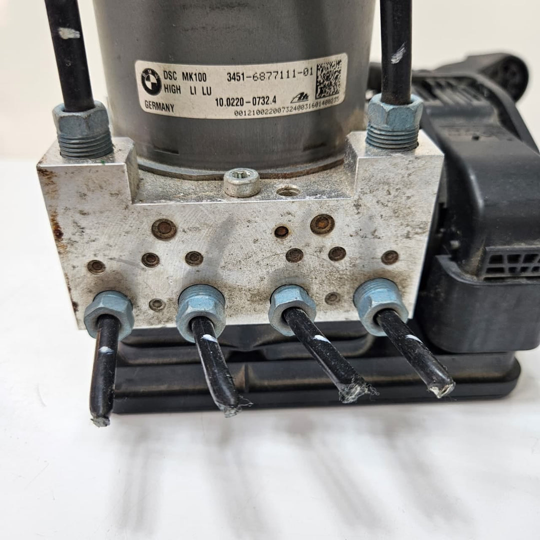 2014-2017 BMW i3 X1 F48 ABS Anti-Lock Brake Pump Control Module 6877112