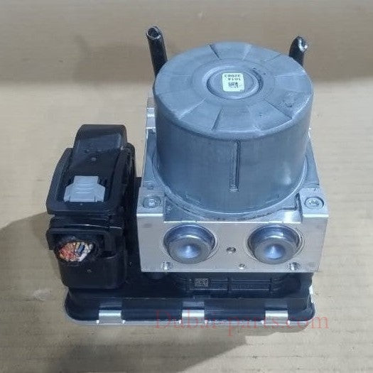 OEM BMW 3 Series G20 2.0 Diesel ABS Pump Control Modulator 6899240 QH449