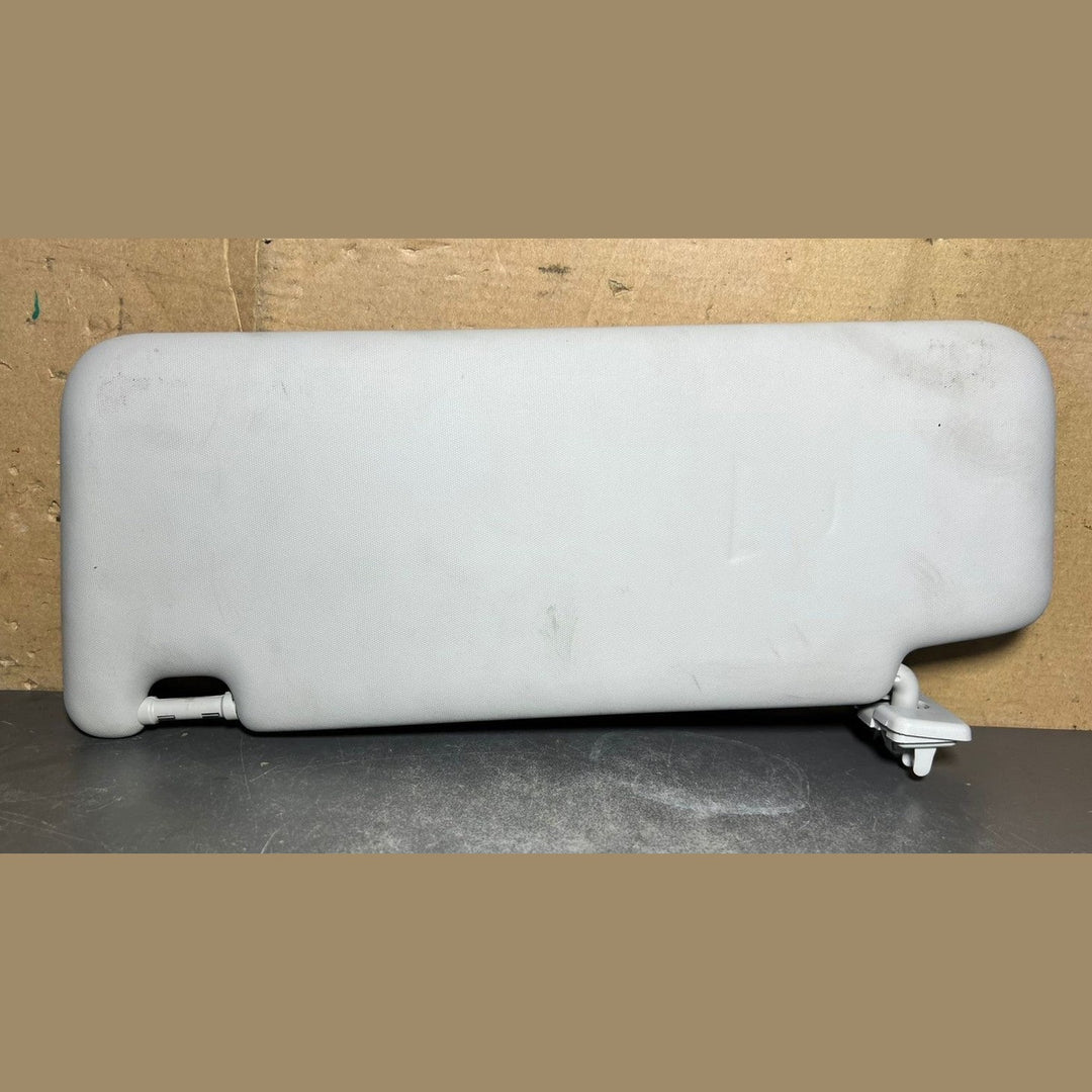 15-20 Mercedes W213 E-Class Front Right Side Sunvisor Sun Shade A213 8106201