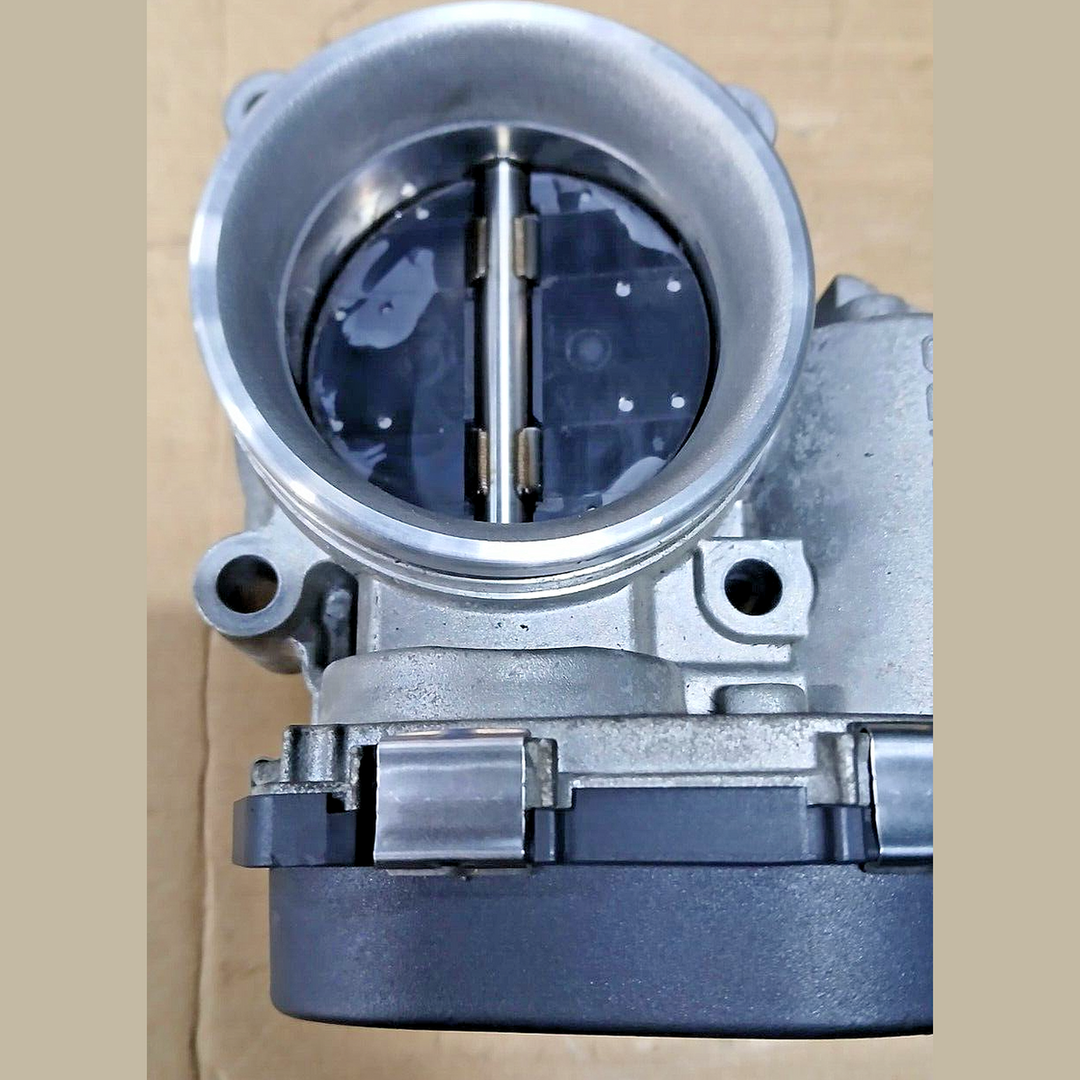 BMW 116i,316i E81 E87 LCI E90 E91 E92 N45, N43 ENGINES THROTTLE BODY HOUSING