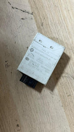 Load image into Gallery viewer, 2012-2018 BMW 650i Park Assist Control Module 6854698 650i models.