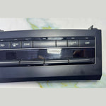 Bild in die Galerieansicht laden, 2010 Mercedes-Benz E350 Climate Control Unit A2129007404 W207 W212 E350 E-Class