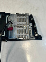 Bild in die Galerieansicht laden, BMW 5 Series GT F07 Central Information Display CID 10.25" Screen 9227118 USA