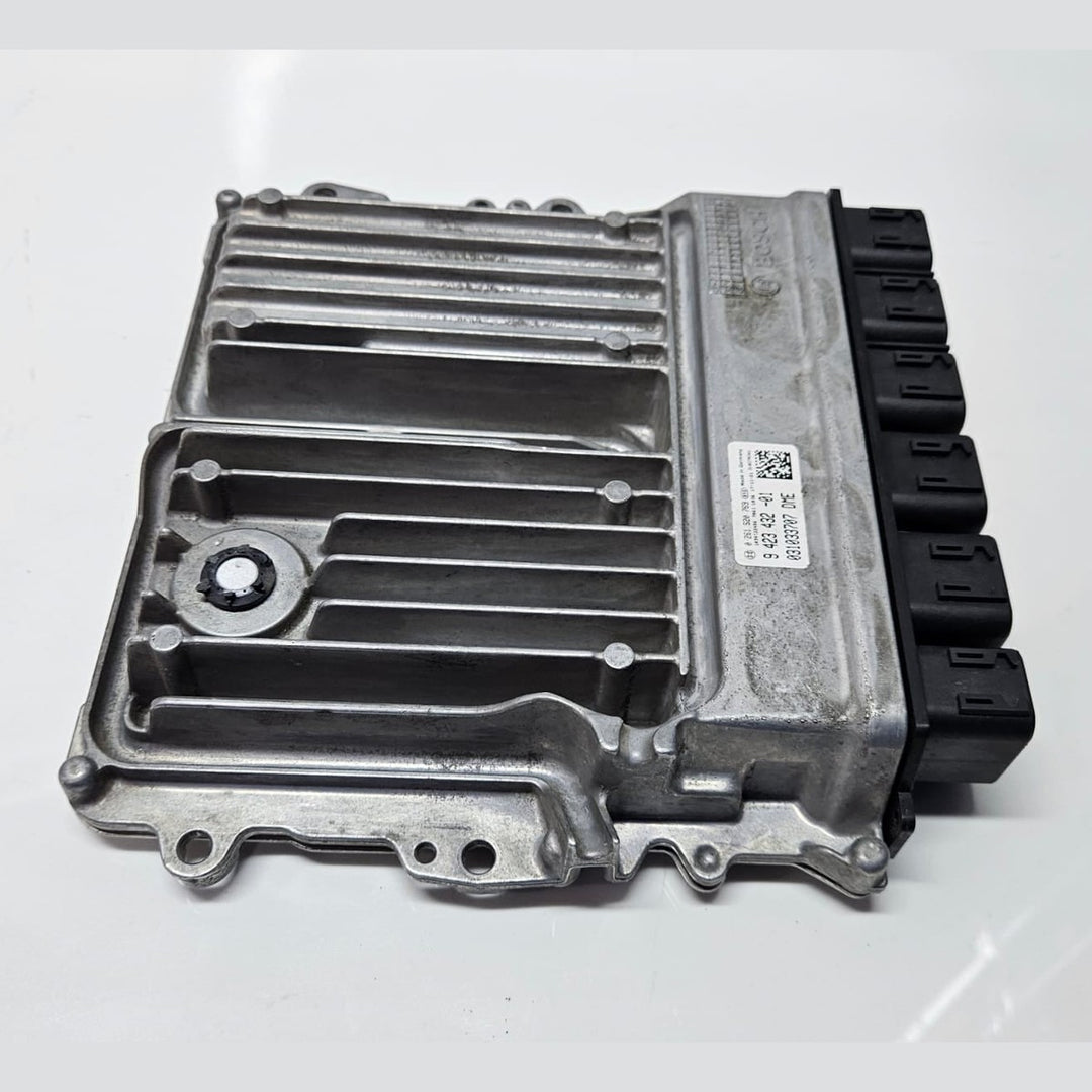 9423432-2018-19 BMW 530i G11 G12 G30 B46 B48 Engine Control Module Unit DME OEM